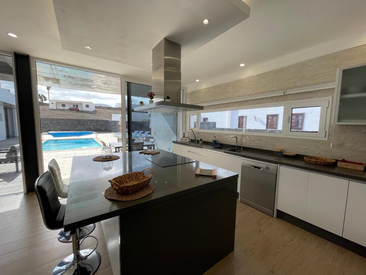 La Costa Eslanzarote Eco Villa Tony, Heated Pool, Jacuzzi, Sat Tv, Super Wifi מראה חיצוני תמונה