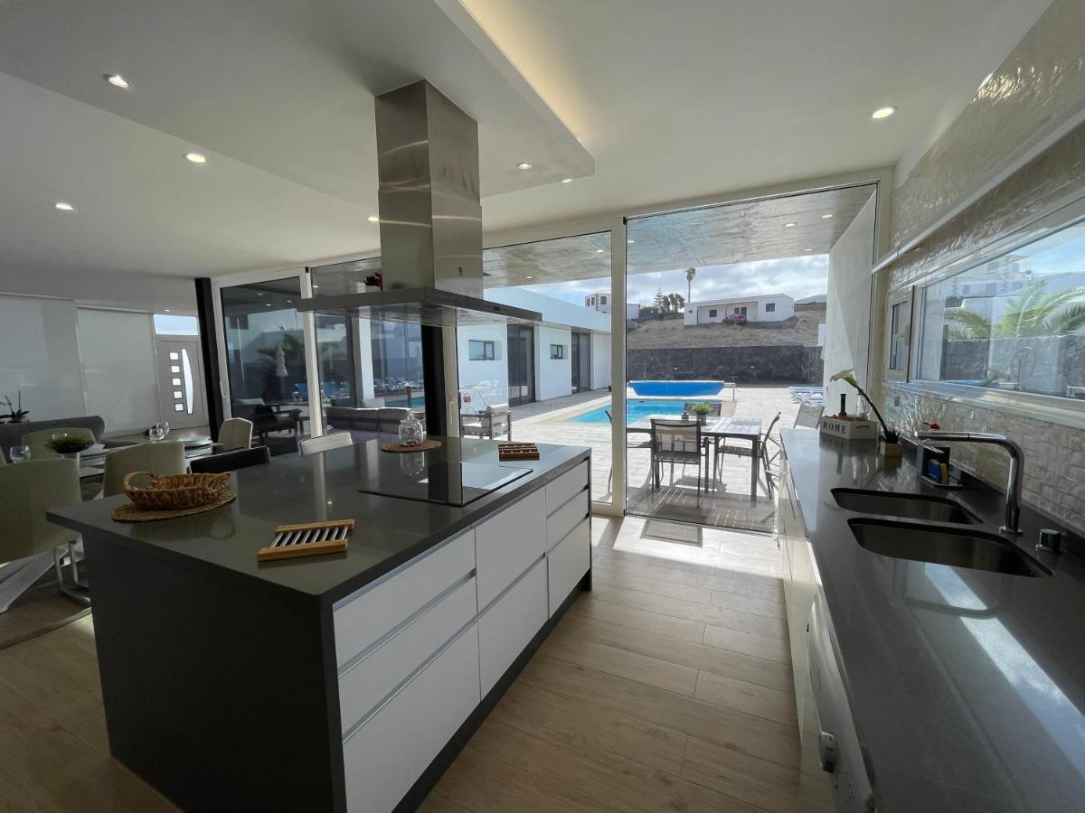La Costa Eslanzarote Eco Villa Tony, Heated Pool, Jacuzzi, Sat Tv, Super Wifi מראה חיצוני תמונה